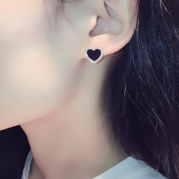 NEW Rose Gold Black Diamond Halo Heart Earrings - Picture 2 of 5